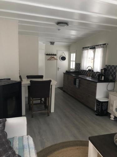 Chalet Het Wollinghuisje in Sellingen