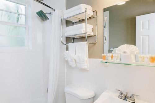 Ocean Reef Suites - image 2
