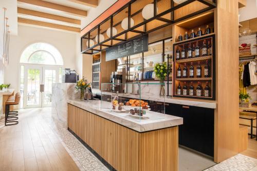Chateau Elan Winery & Resort