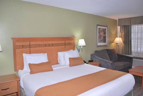 Scottish Inns – DeSoto, TX