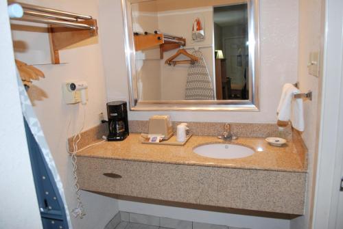 Scottish Inns – DeSoto, TX