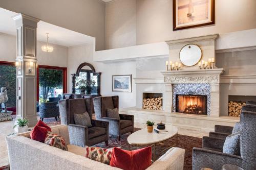 Ayres Hotel Costa Mesa Newport Beach in Costa Mesa, USA