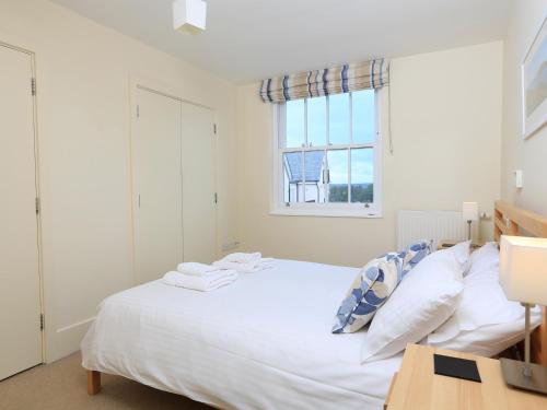 14 Combehaven - image 11