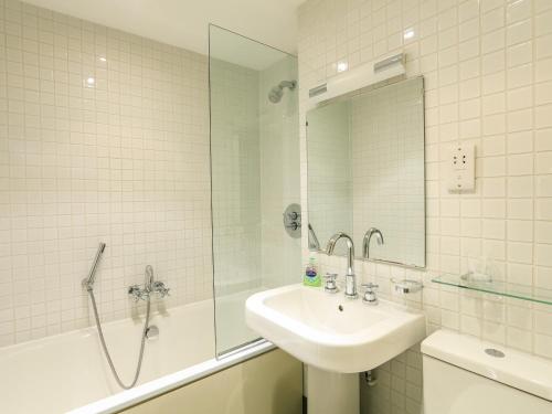 14 Combehaven - main image