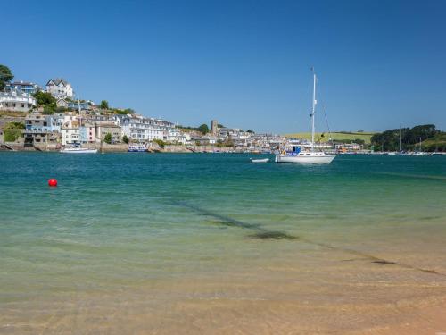 14 Combehaven - image 4