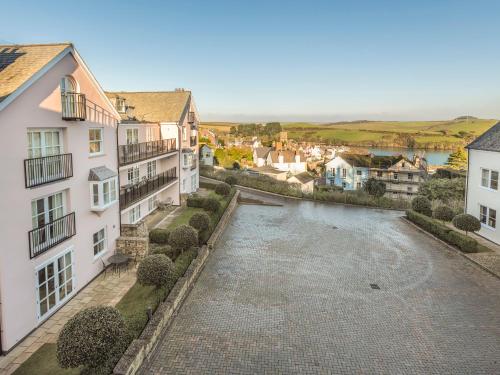 14 Combehaven - image 12