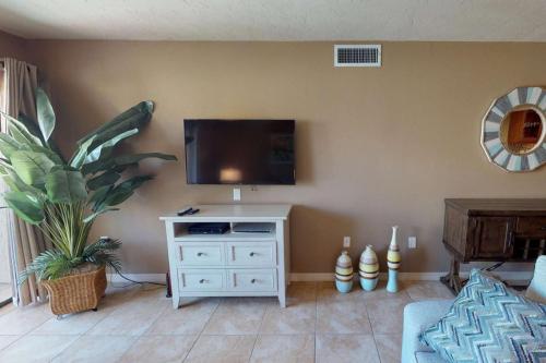 Bay Oaks, 3rd Floor in Siesta Key, USA