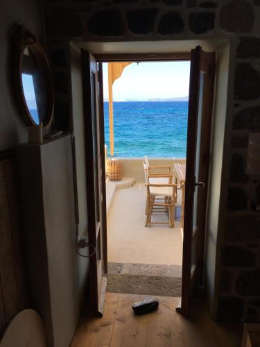 Poseidon House in Mandraki (Nisiros)