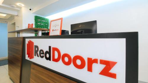 RedDoorz Plus @ San Marcelino Malate, Manila (fotografie 7)