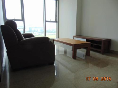 Branz BSD, Kemang Village Apartement dan Silkwood Residence