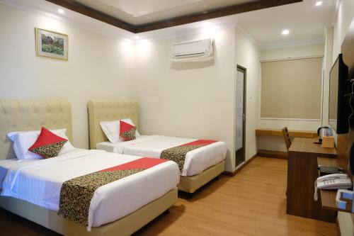Joyful Hotel Room Type - Deluxe Twin Room