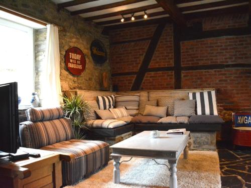  Vintage Holiday Home in Vencimont with Terrace in Vencimont