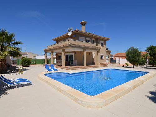  Superb villa for large families with large pool in San Fulgencio in La Marina
