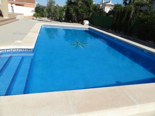  Superb villa for large families with large pool in San Fulgencio in La Marina