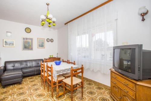 Apartments Antonija 2870 - image 13