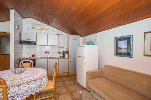 Apartments Antonija 2870 - image 10