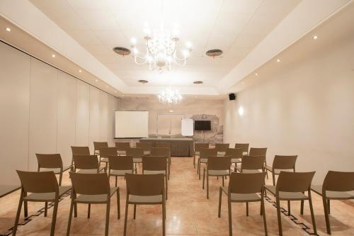 Hotel Urdanibia Park - image 2