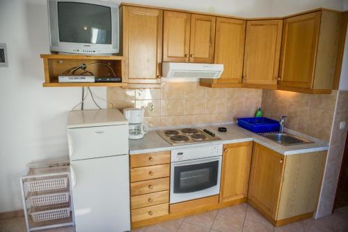 Apartment image 8