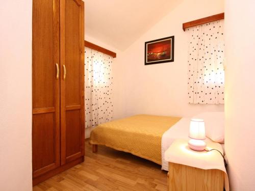 Apartment image 6
