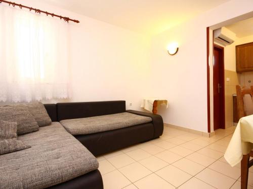 Apartment image 7
