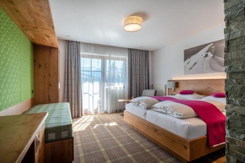 286416681 Ursprung Panorama Hotel Königsleiten