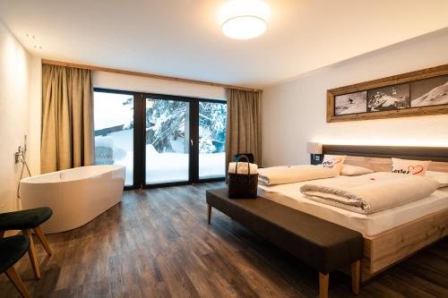 286417922 Ursprung Panorama Hotel Königsleiten