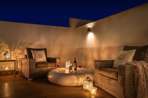 Sevilla Casa Sevilla 1920 Suites by Epoca 4-Star Guesthouse view