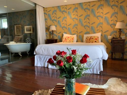 LHomme de Rio Boutique Hotel LHomme de Rio Boutique Hotel is perfectly located for both business and leisure guests in Rio De Janeiro. The property offers guests a range of services and amenities designed to provide comfort and 