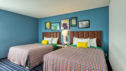 Uptown Suites Extended Stay Charlotte NC - Concord