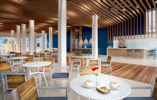 Restaurant, The Morgan Resort Spa & Village in Simpson Baai