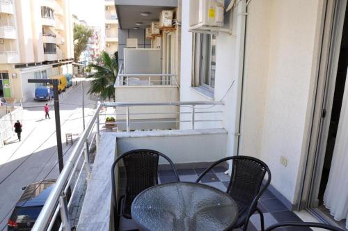 Modern Summer Apartment - image 5