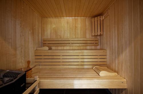 Spa, 穆雷茲奧貝吉Spa酒店 (Auberge Val Moureze Hotel & Spa) in 梅雷斯