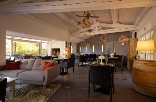 穆雷茲奧貝吉Spa酒店 (Auberge Val Moureze Hotel & Spa) in 梅雷斯