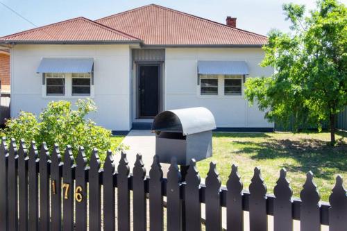Hello House by Your Innkeeper Mudgee
