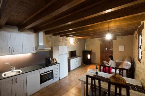Konyha, Casa rural Lo Niu in Caseres