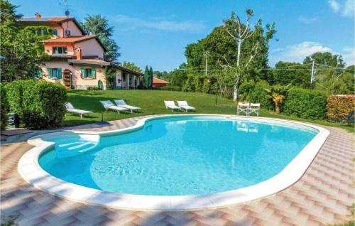 Peldbaseins, Casa Violetta B&B in Agrate Conturbia