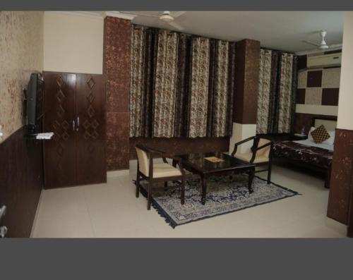 HOTEL SITI CASTLE photo