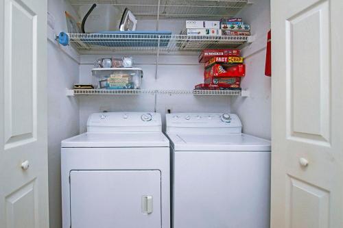Tropical private condo on Sanibel's quiet west end - Blind Pass B207 - main image