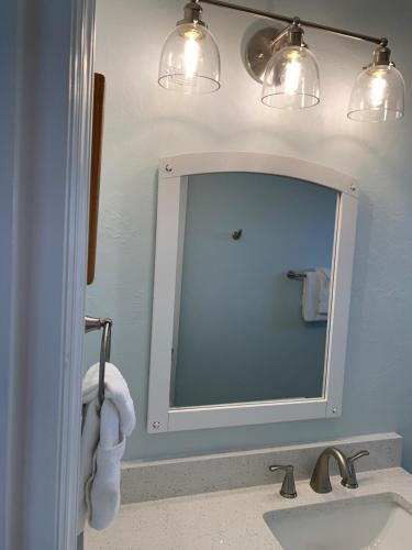 Blind Pass Condo B209 on beautiful Sanibel Island - image 3