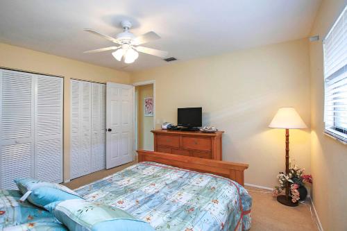 Blind Pass Condo C206 on beautiful Sanibel Island - image 3