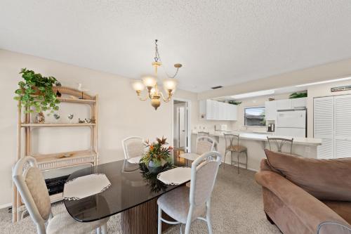 Blind Pass Condo D202 on beautiful Sanibel Island - image 2