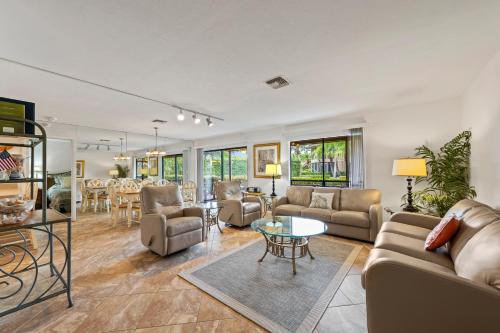Blind Pass Condo F103 on beautiful Sanibel Island Sanibel