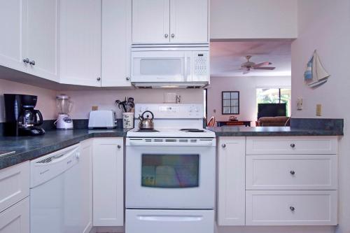 Blind Pass Condo F205 on beautiful Sanibel Island - main image