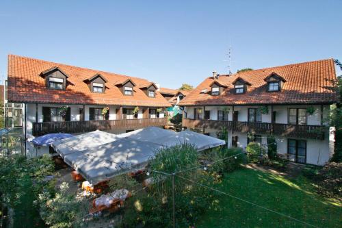 Hotel Neumayr - image 9