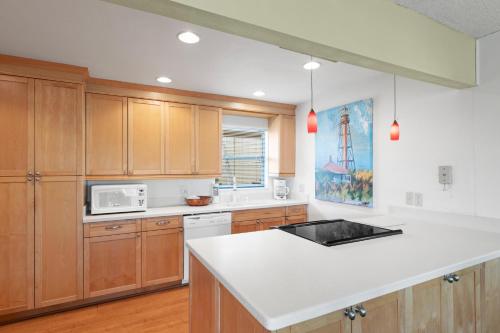 Blind Pass Condo B203 on beautiful Sanibel Island