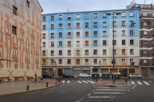 酒店外观, Old bilbao Con Vistas a la Ria in 伊拜恩多