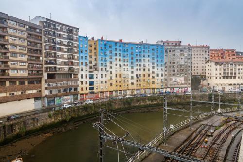 设施服务, Old bilbao Con Vistas a la Ria in 伊拜恩多