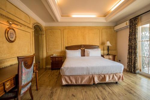 room detail thumbnail 0