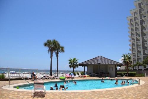 Windward Pointe 704 - image 2