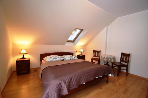 1 queen bed